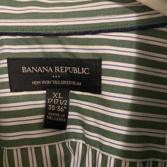 Men’s Banana Republic long sleeve striped button down - Picture 2 of 2